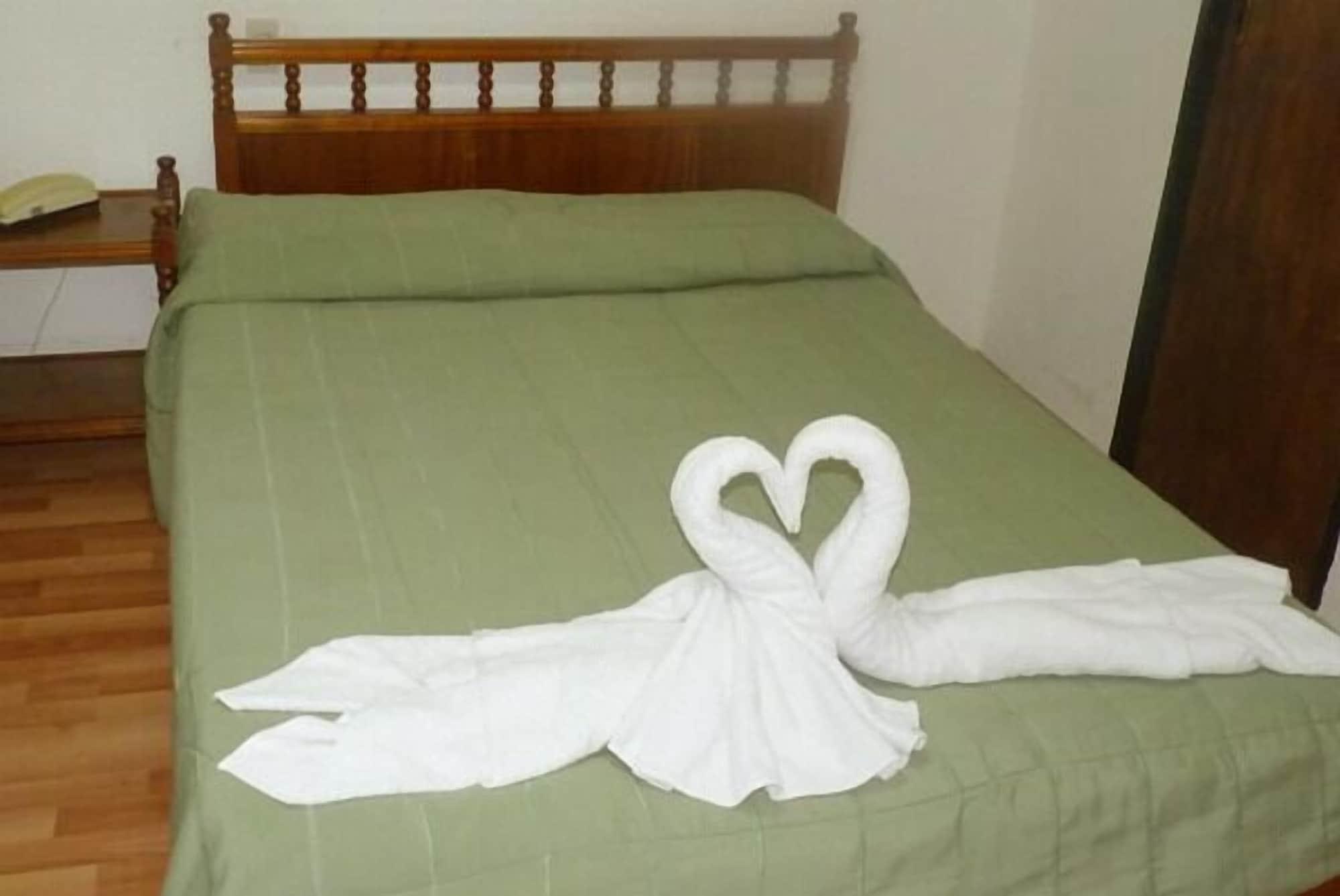 Hotel Aoma Мар дел Плата Екстериор снимка
