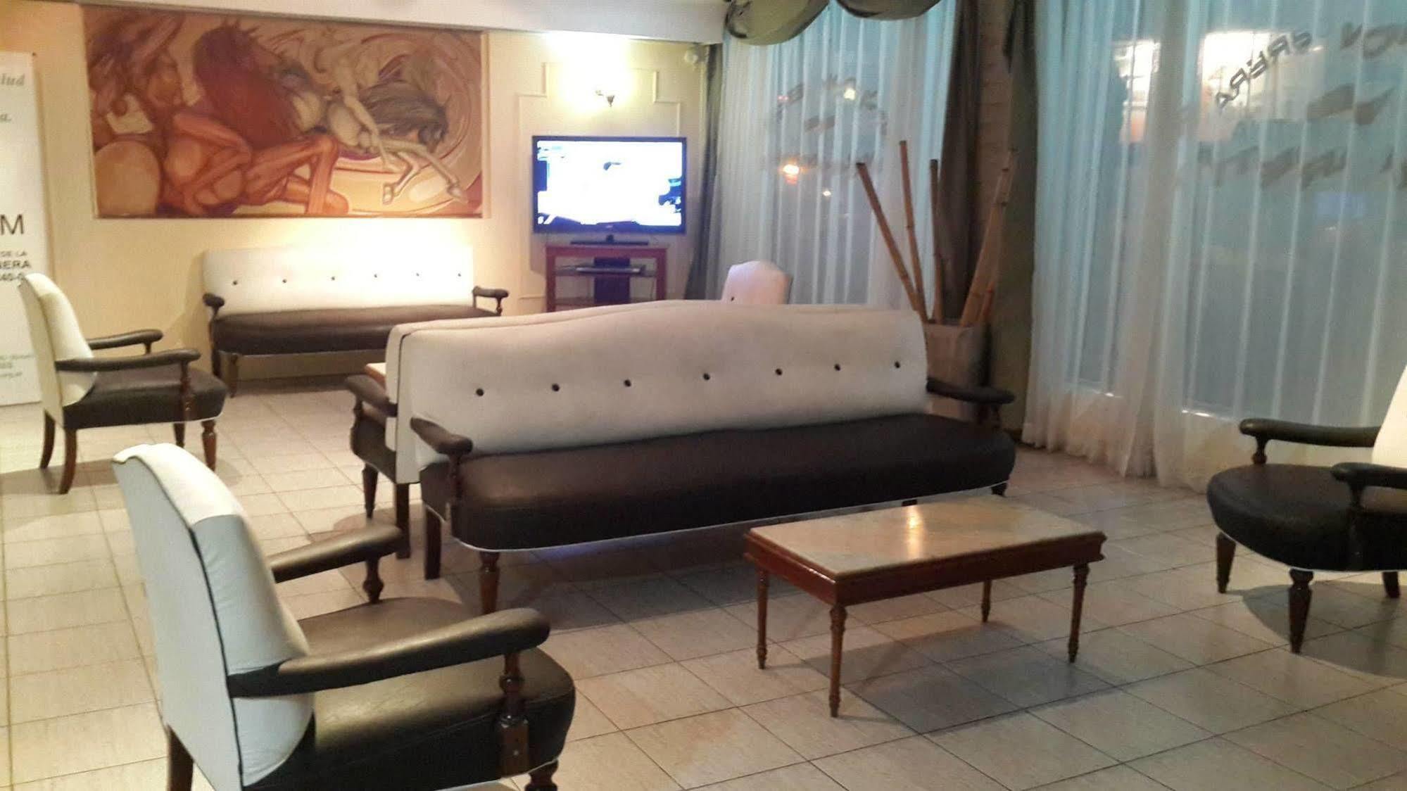 Hotel Aoma Мар дел Плата Екстериор снимка