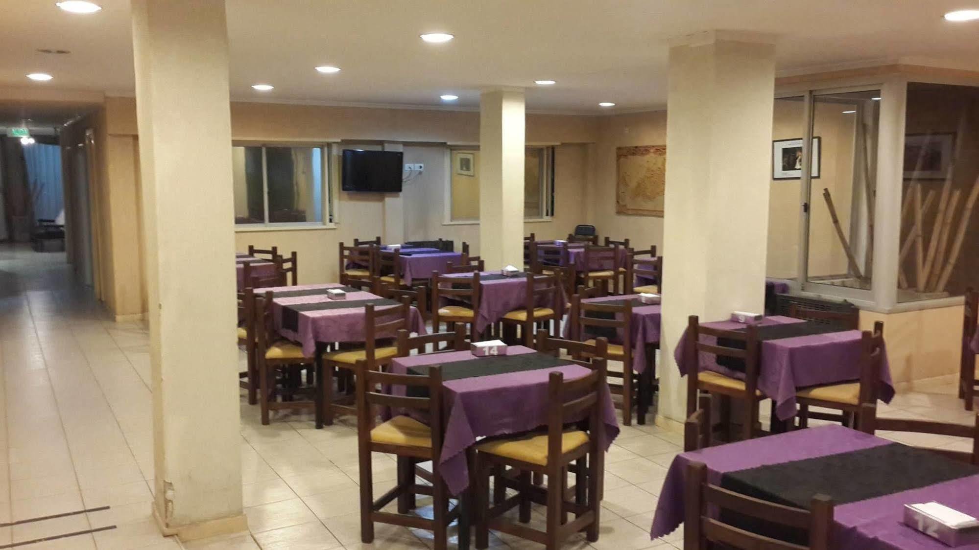 Hotel Aoma Мар дел Плата Екстериор снимка